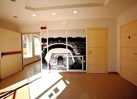 Porta Pispini 4*