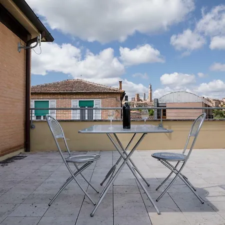 Porta Pispini Aparthotel