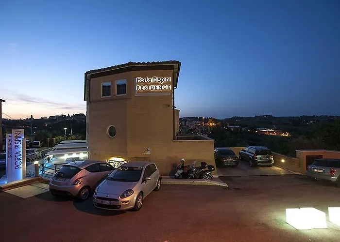 Porta Pispini Apartahotel
