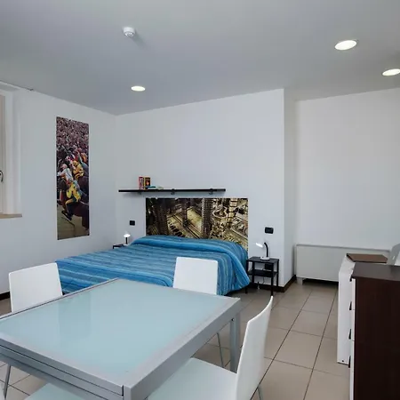 Porta Pispini מלון דירות סיינה